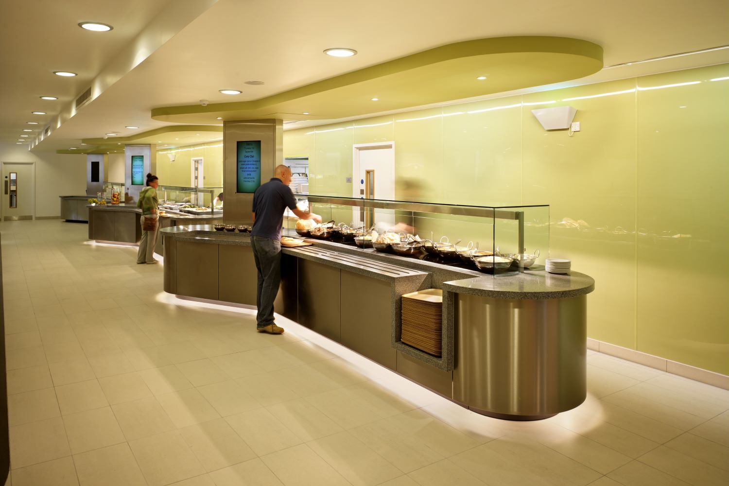 serving-area-canteen-university-of-hertfordshire