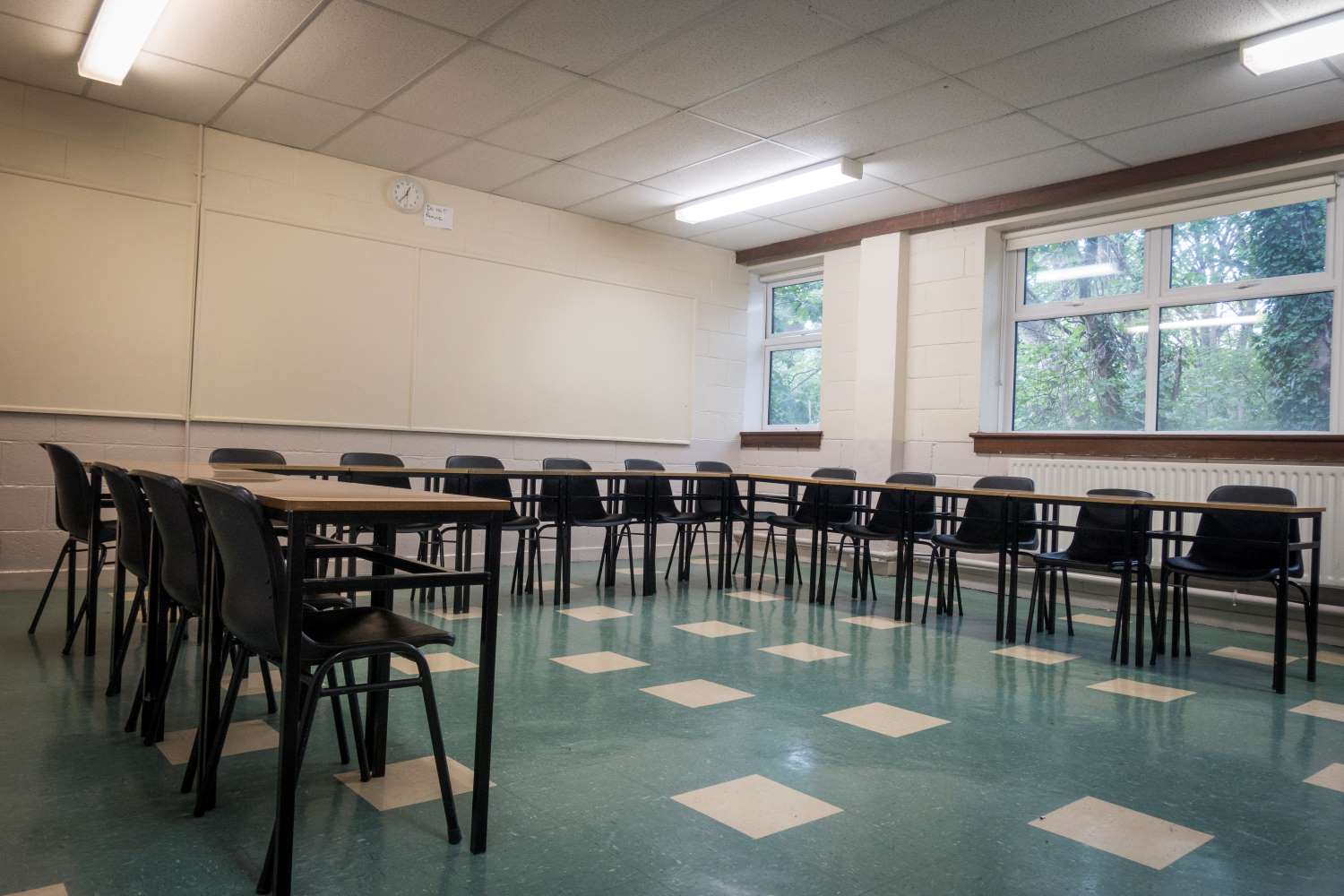 classroom_empty